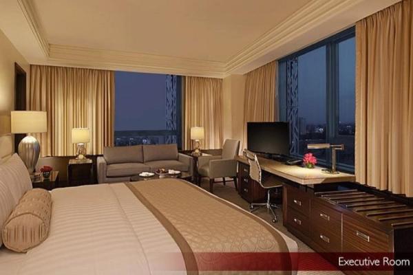 Crimson Hotel Filinvest City