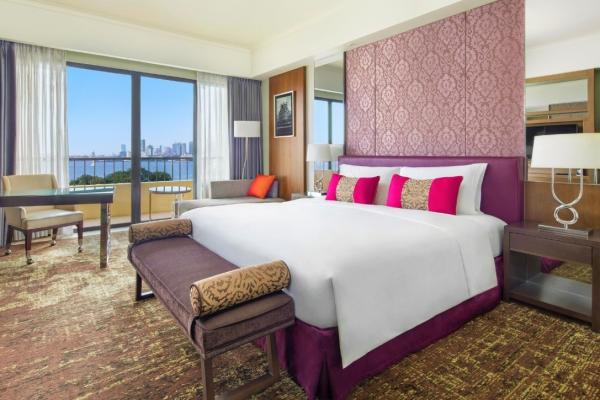 Sofitel Philippine Plaza Manila