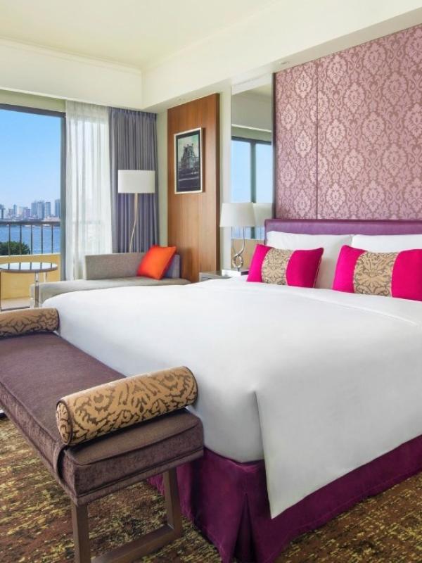 Sofitel Philippine Plaza Manila